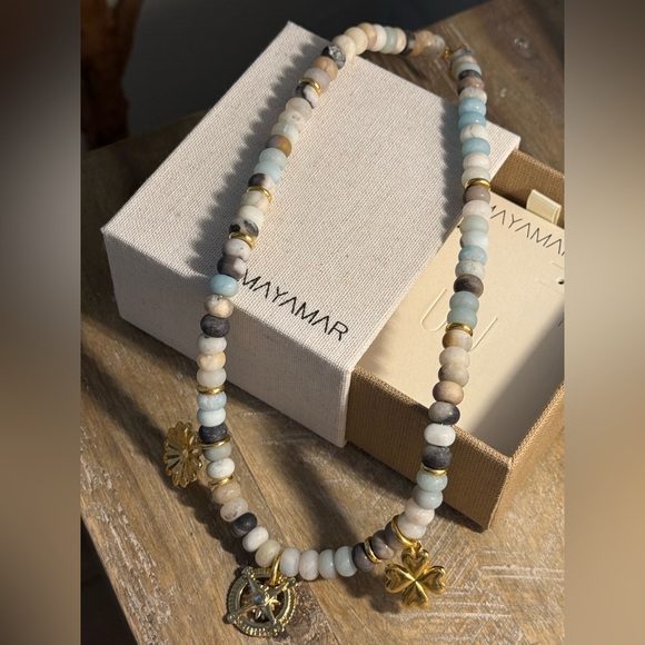 New in box MAYAMAR 24kt Gold and   stone Necklace with 24kt gold charms - Picture 5 of 6